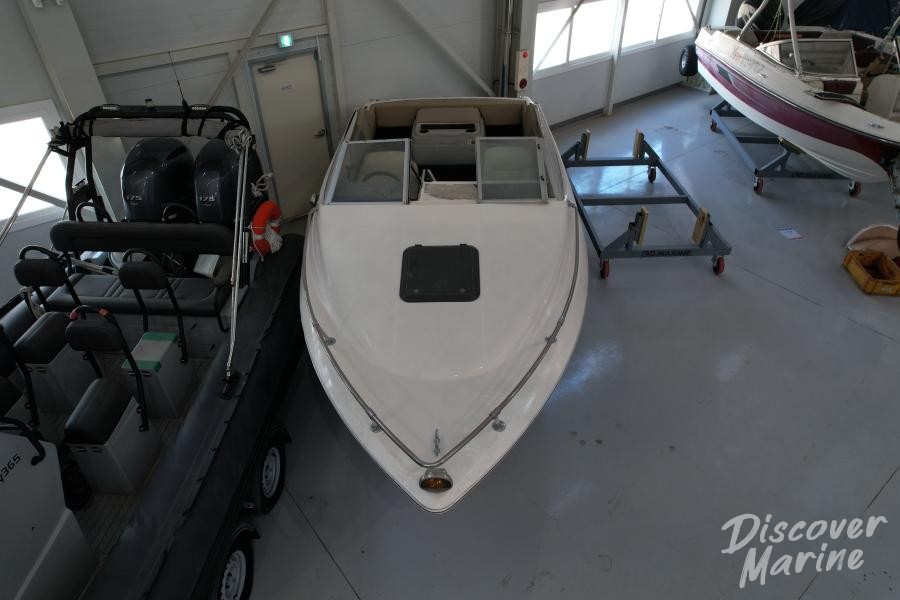 베이라이너 카프리