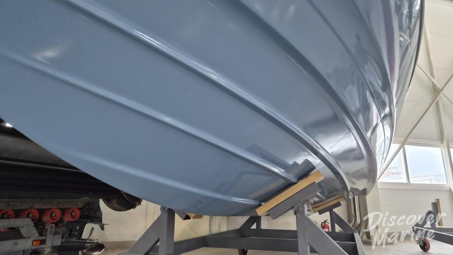 베이라이너 카프리