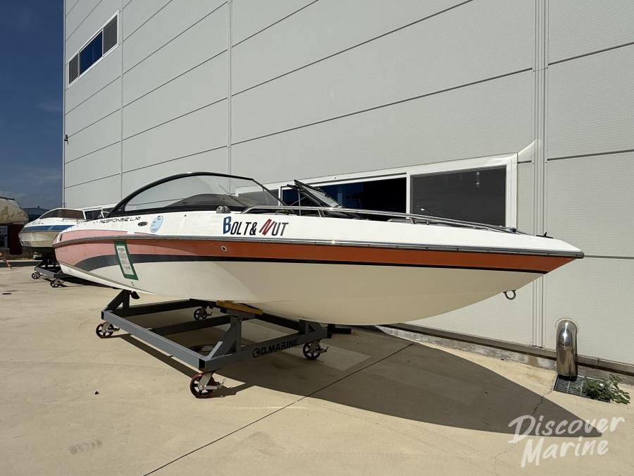 미상(분홍 모터보트)