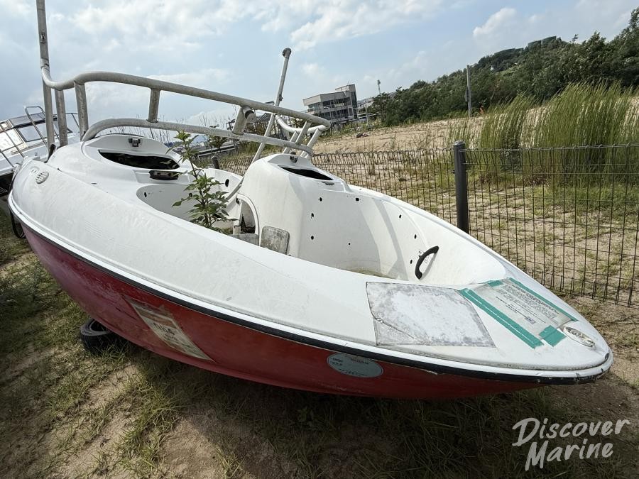 미상 (모터보트 흰빨)