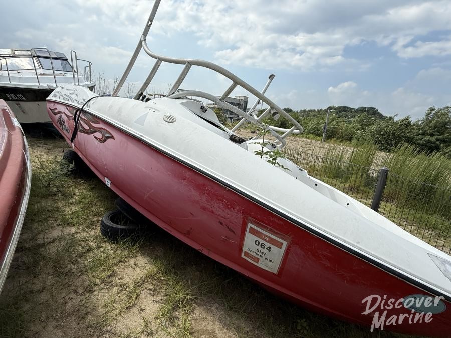 미상 (모터보트 흰빨)