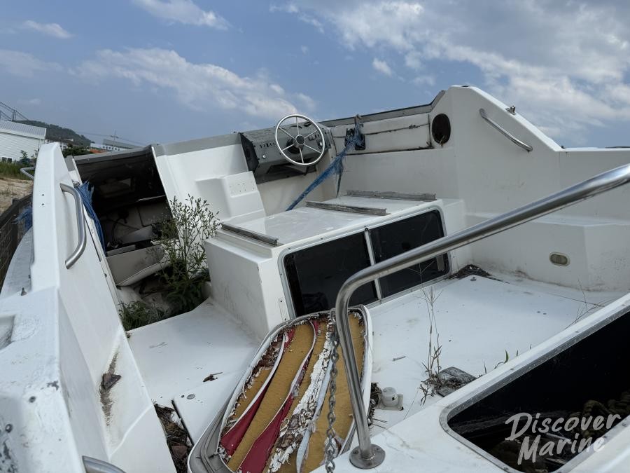 미상 (모터보트 AXUM)